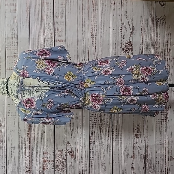 Live to be Spoiled cross back dress - Picture 6 of 9